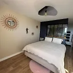 Superbe Avec Piscine Hébergement de vacances *