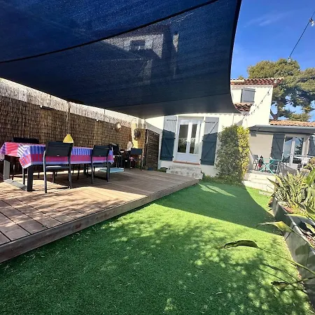 Superbe Avec Piscine Hébergement de vacances